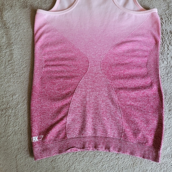 Gymshark pink ombre fitted high neck tank top size small - Picture 8 of 9